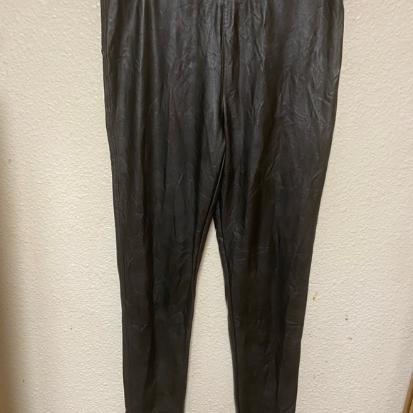David Lerner Faux Leather leggings - Picture 6 of 10